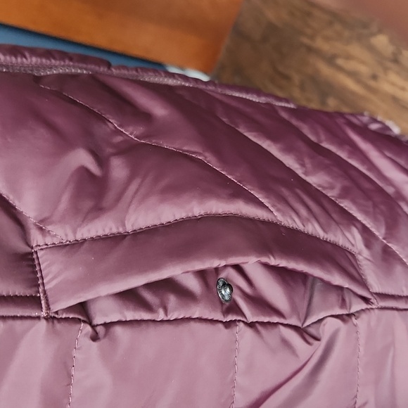 NEW Free Country Reversible Burgundy coat - Picture 4 of 7